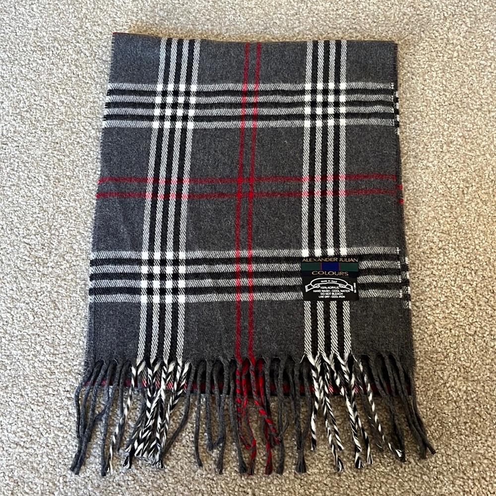 Alexander Julian Men’s Scarf